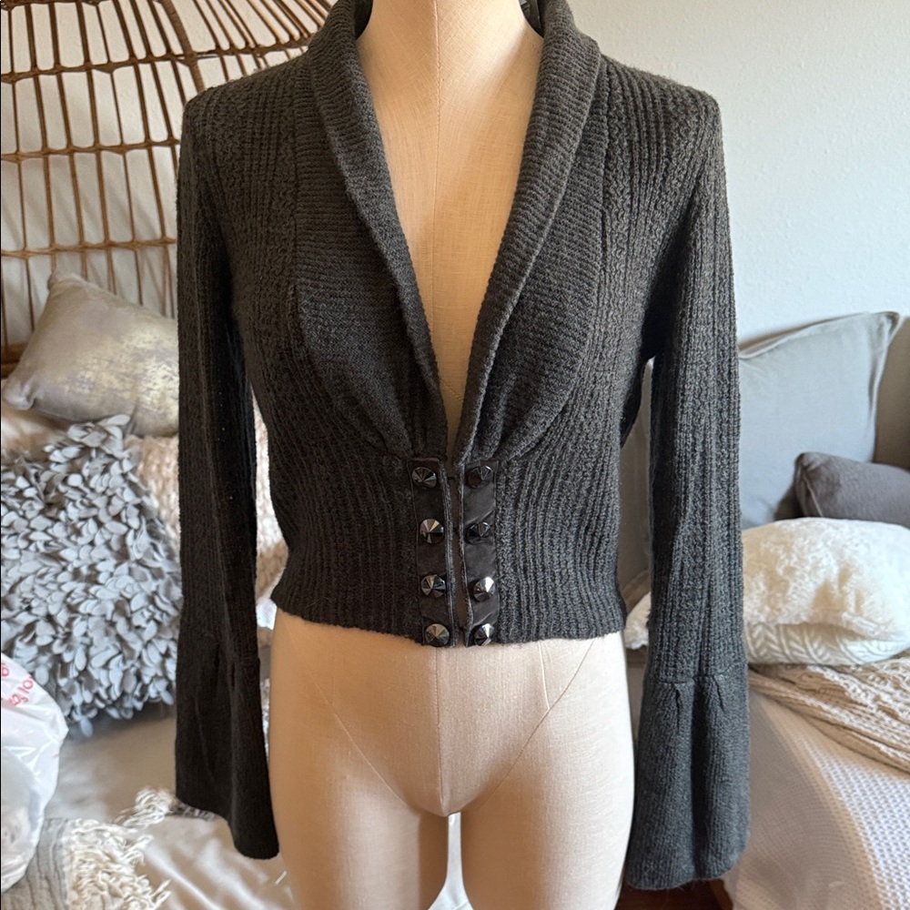 Women's Small White House Black Market Charcoal Gray Belle Sleeve Sweater